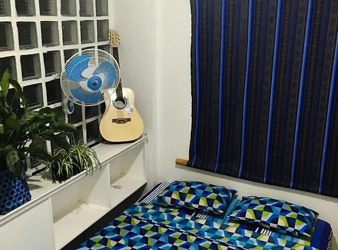 Humble Hut Hostal Manila