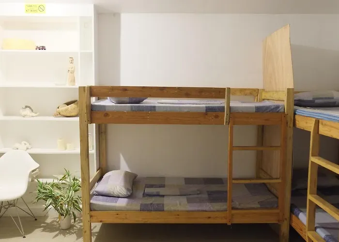 Humble Hut Hostal Manila